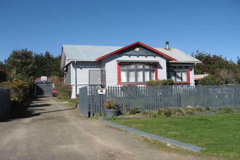 Photo of property in 70 Himatangi Street, Himatangi Beach, Foxton, 4891