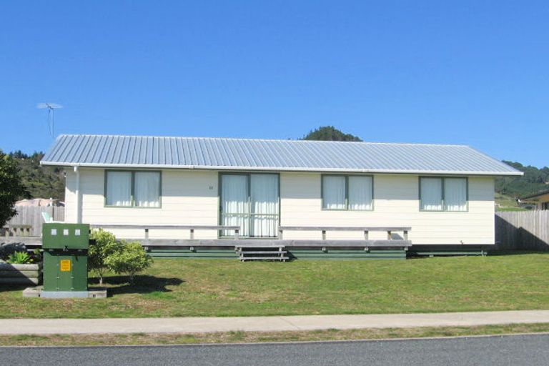 Photo of property in 11 Hawk Hill Crescent, Cooks Beach, Whitianga, 3591