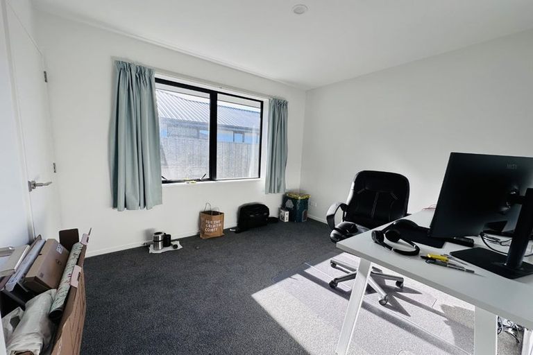 Photo of property in 3 Curtis Street, Woodend, 7610