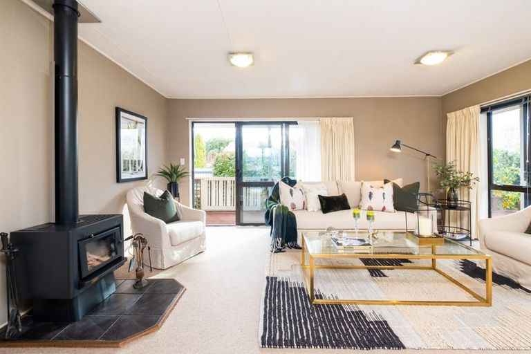 Photo of property in 12 Cormack Place, Greenmeadows, Napier, 4112