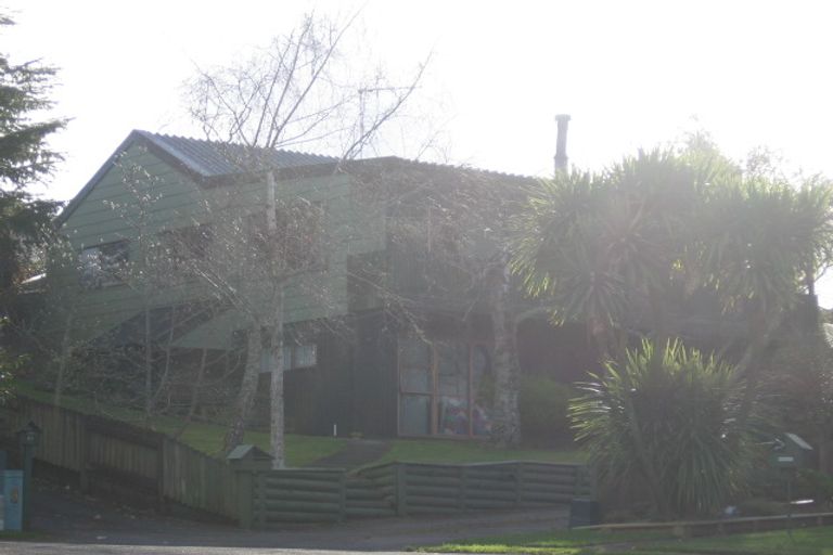 Photo of property in 16 Hatea Place, Dinsdale, Hamilton, 3204