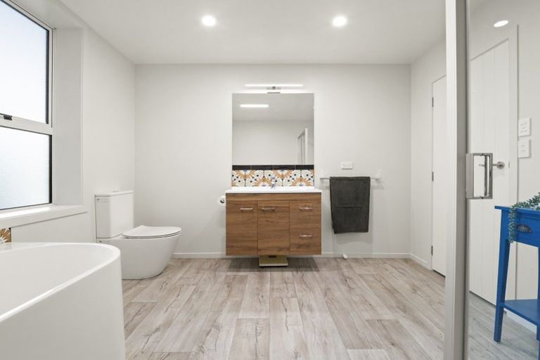 Photo of property in 11 Rata Street, Kaka Point, Balclutha, 9271