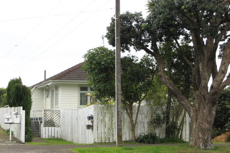 Photo of property in 6 Whiteley Street, Moturoa, New Plymouth, 4310