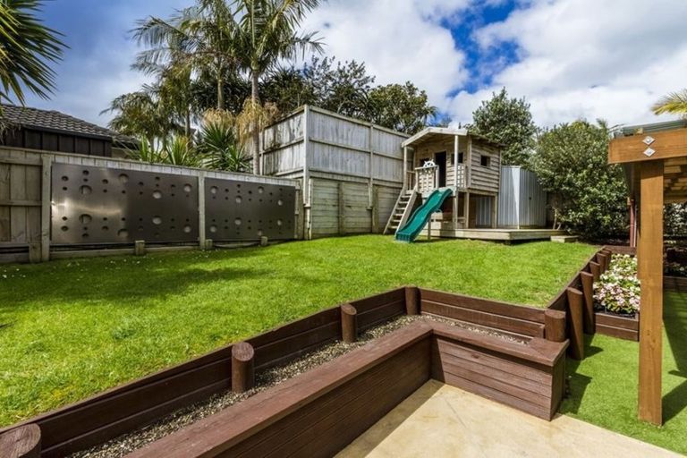 Photo of property in 6 Cutter Place, Greenhithe, Auckland, 0632