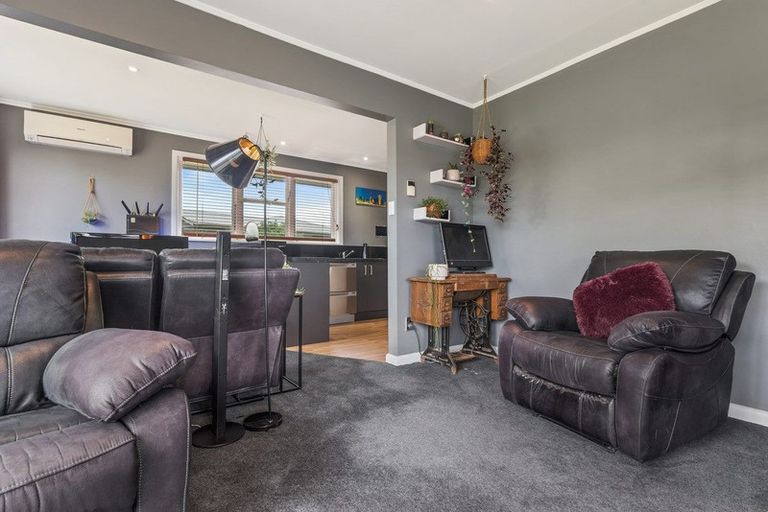 Photo of property in 677 Main South Road, Islington, Christchurch, 8042