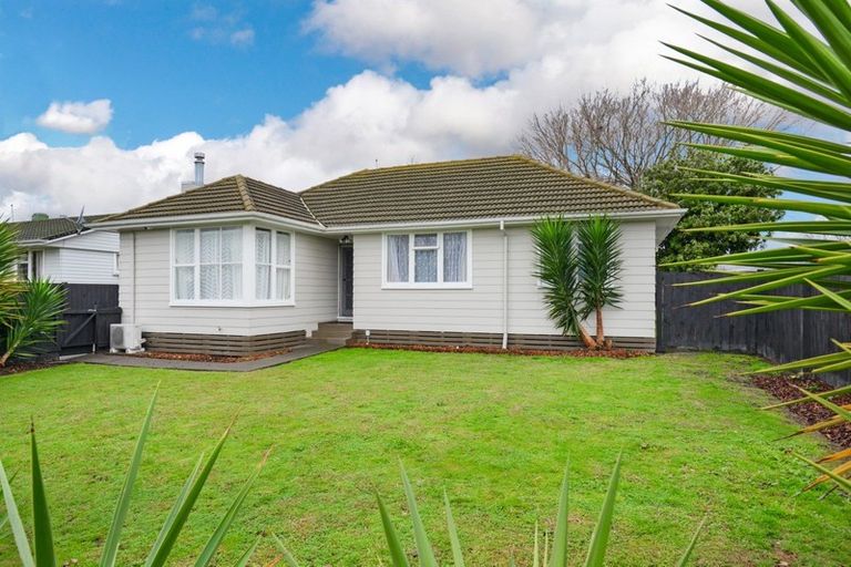 Photo of property in 55 Lipscombe Crescent, Havelock North, 4130