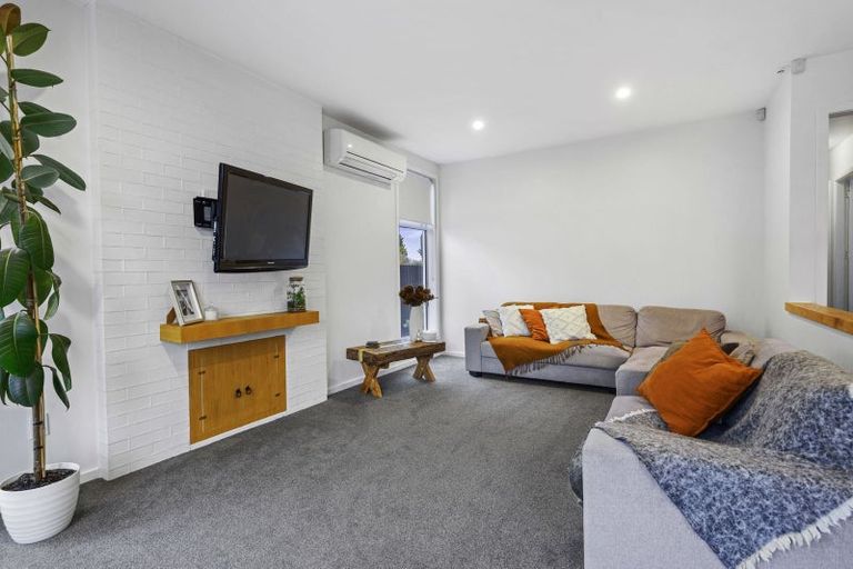 Photo of property in 32 Stackhouse Avenue, Bishopdale, Christchurch, 8053