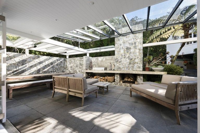 Photo of property in 14 Homewood Avenue, Karori, Wellington, 6012