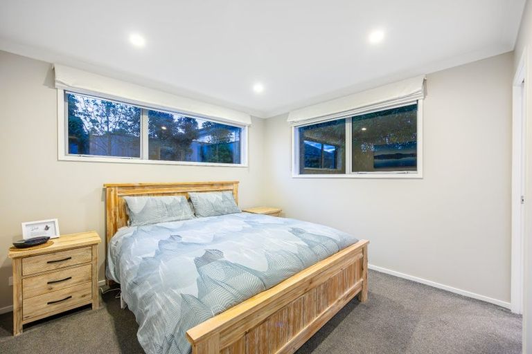 Photo of property in 3 Greenlink Rise, Long Bay, Auckland, 0630