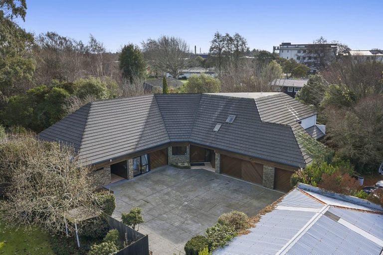 Photo of property in 73 Corfe Street, Ilam, Christchurch, 8041