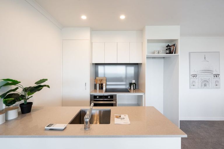 Photo of property in Ocean View Estate, 8/26 View Road, Titahi Bay, Porirua, 5022