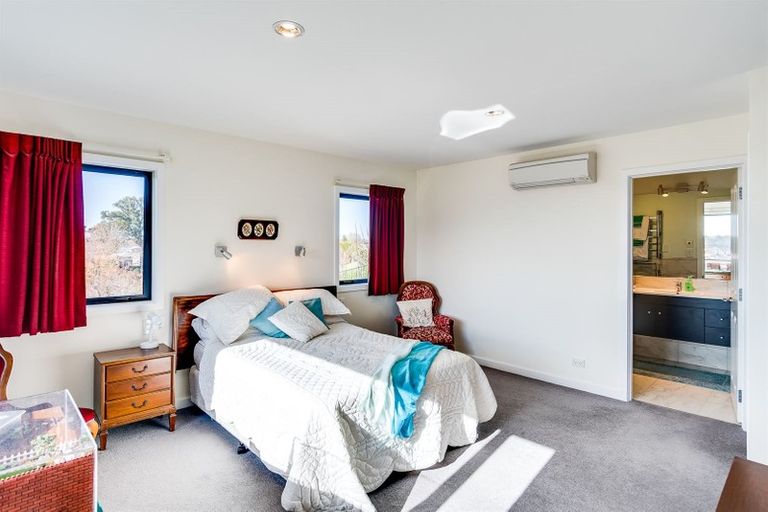 Photo of property in 75 Hetley Crescent, Taradale, Napier, 4112