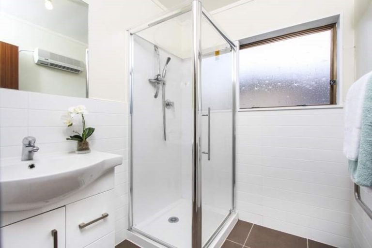 Photo of property in 1/26 Angelo Avenue, Howick, Auckland, 2014