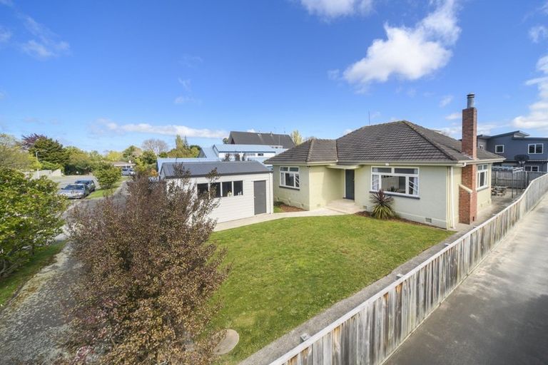 Photo of property in 8a Jensen Street, Hokowhitu, Palmerston North, 4410