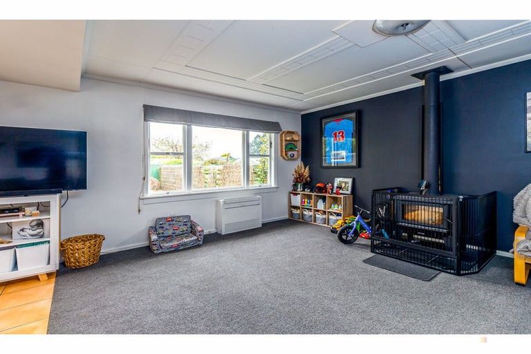 Photo of property in 22 Hughes Street, Waimate, 7924