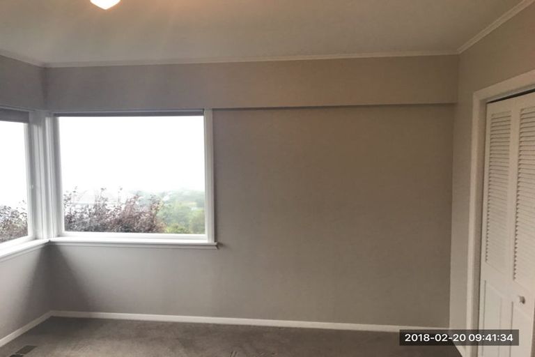 Photo of property in 12 Ranui Crescent, Khandallah, Wellington, 6035