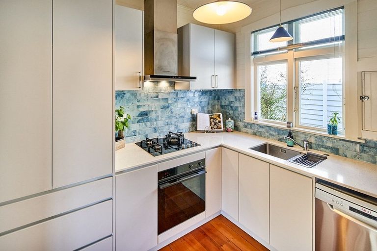 Photo of property in 30 Cudby Street, Woburn, Lower Hutt, 5011