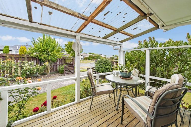 Photo of property in 22 Seadown Crescent, Amberley, 7410