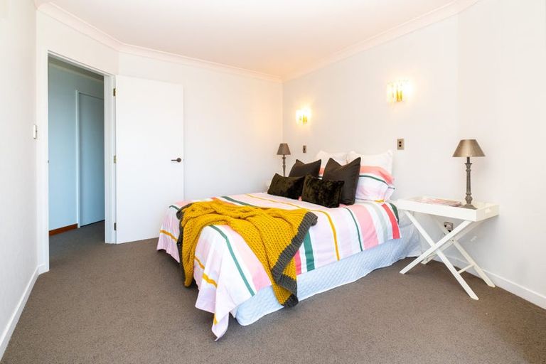 Photo of property in 20b Seapoint Road, Bluff Hill, Napier, 4110