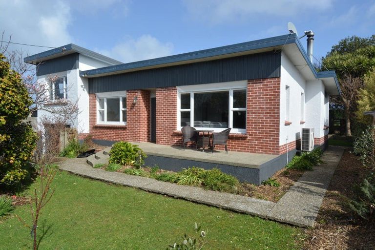 Photo of property in 19 Severn Street, Clifton, Invercargill, 9812