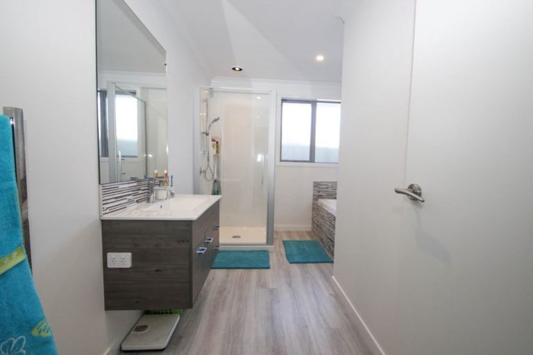 Photo of property in 12 Watt Court, Mahora, Hastings, 4120