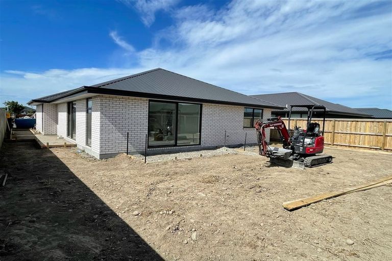 Photo of property in 74 Broadway Parade, Rolleston, 7615