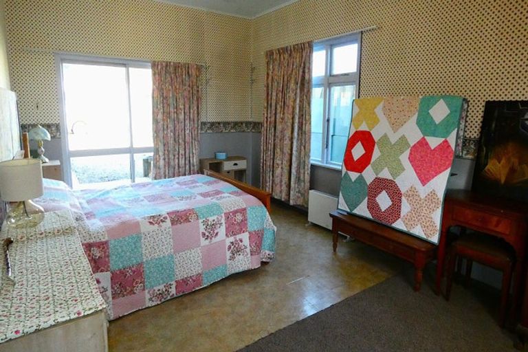 Photo of property in 56 Mcgill Street, Waimangaroa, Westport, 7891