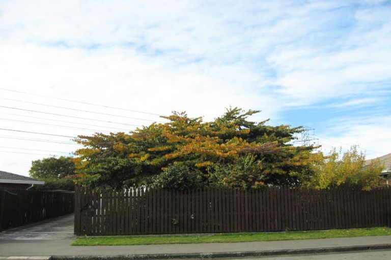 Photo of property in 66 Epsom Road, Sockburn, Christchurch, 8042