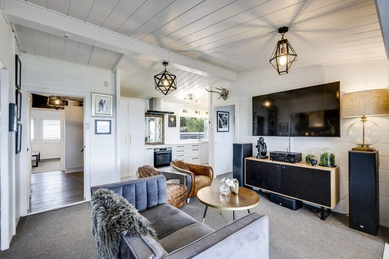 Photo of property in 123 North Shore Road, Eskdale, Napier, 4182