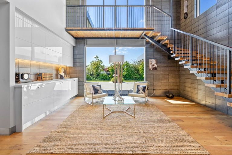 Photo of property in 32 Talboys Drive, Winton, 9720