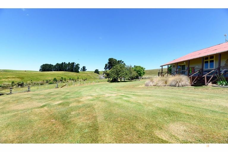 Photo of property in 617 Waihaorunga Back Road, Elephant Hill, Waimate, 7977