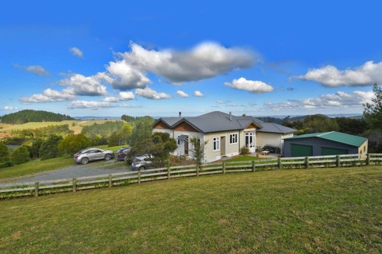 Photo of property in 109 Govan Wilson Road, Whangaripo, Warkworth, 0985