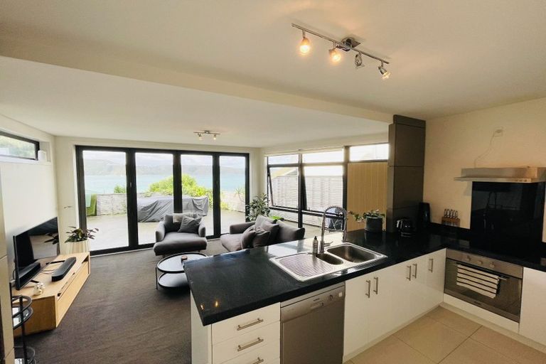 Photo of property in 75c Maida Vale Road, Roseneath, Wellington, 6011