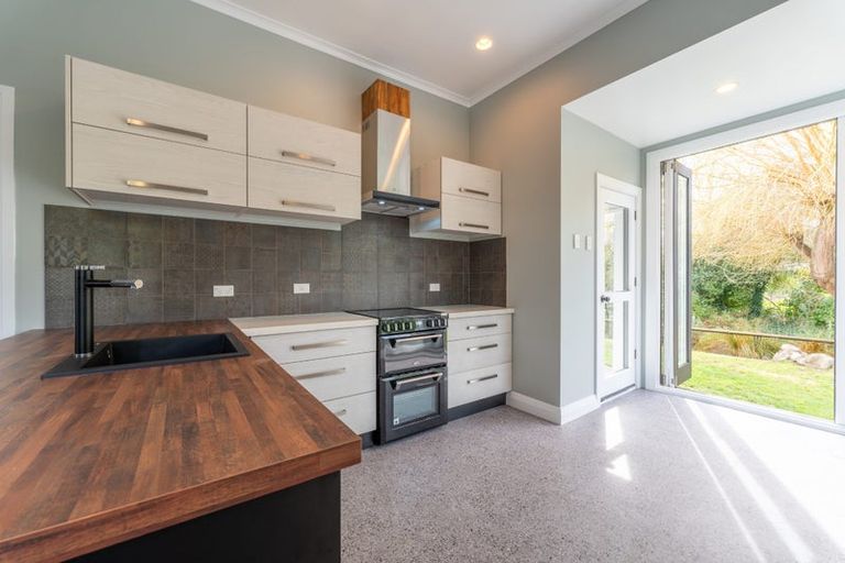 Photo of property in 31 Richard Pearse Drive, Temuka, 7920