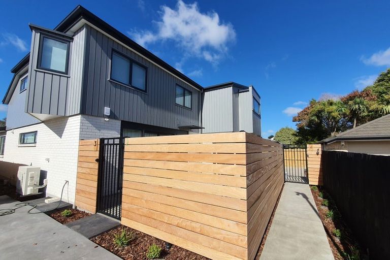Photo of property in 103 Rattray Street, Riccarton, Christchurch, 8041
