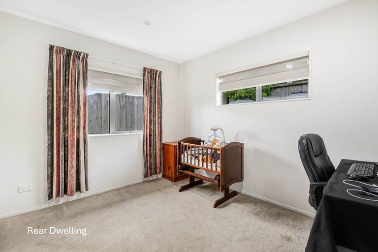 Photo of property in 30 Salamanca Road, Sunnynook, Auckland, 0620