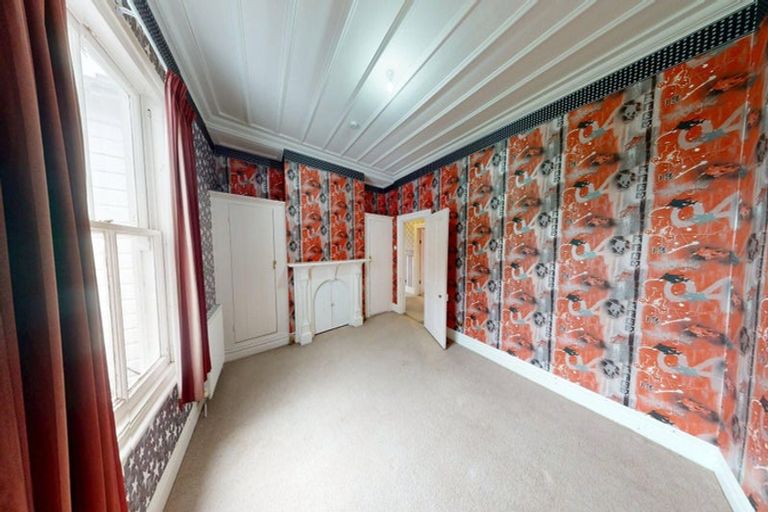 Photo of property in 215 Bridge Street, Bulls, 4818