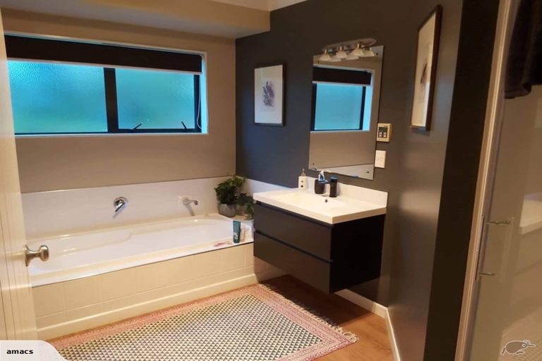 Photo of property in 132 Leger Grove, Te Awamutu, 3875