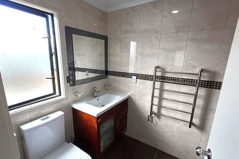 Photo of property in 13 Whitbourne Heights, Manurewa, Auckland, 2105