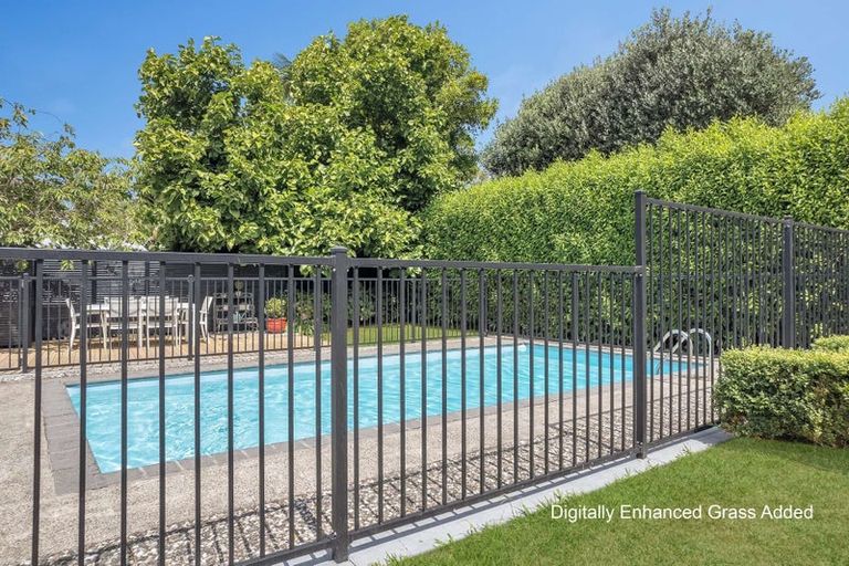 Photo of property in 67 Forest Lake Road, Forest Lake, Hamilton, 3200