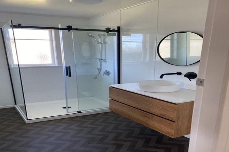 Photo of property in 6 Resolution Street, Tolaga Bay, 4077