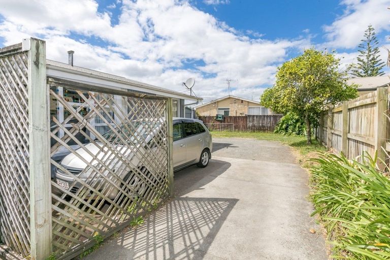 Photo of property in 2/8 Te Aroha Street, Hamilton East, Hamilton, 3216