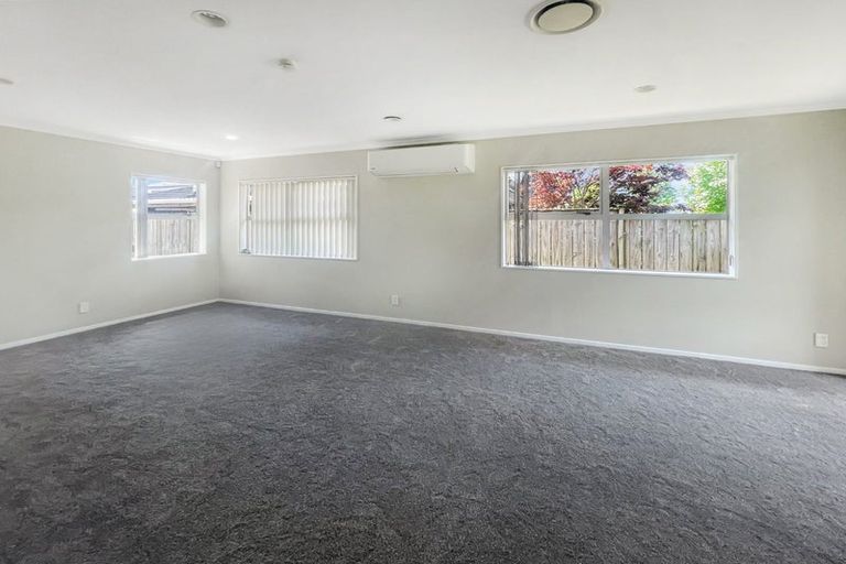 Photo of property in 22 Riviera Drive, Flat Bush, Auckland, 2019