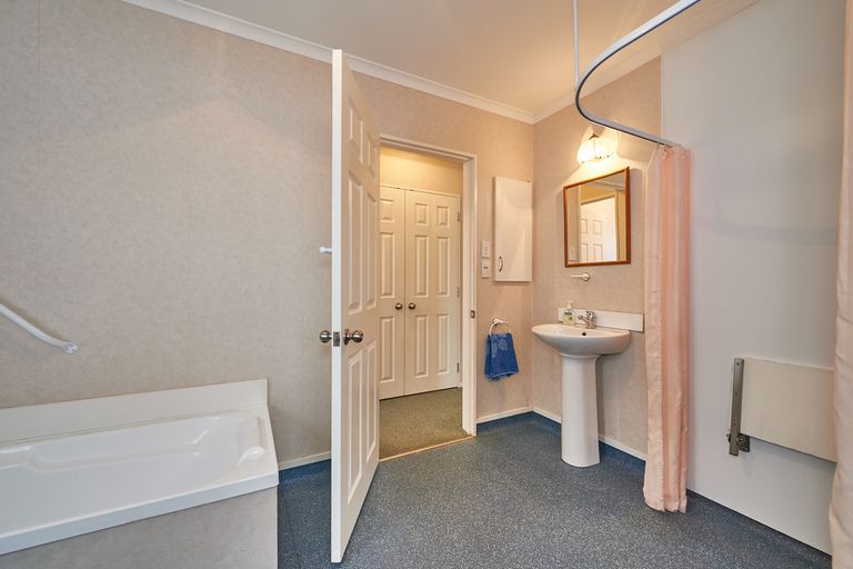 Photo of property in 12a Hurley Place, Awapuni, Palmerston North, 4412