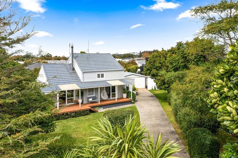 Photo of property in 12 Waimanu Place, Point Wells, Warkworth, 0986