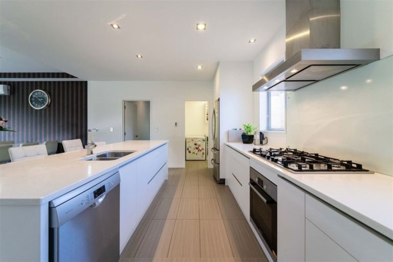 Photo of property in 32 Buckhurst Avenue, Wigram, Christchurch, 8042