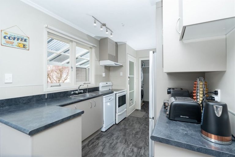 Photo of property in 30 Deanwell Avenue, Deanwell, Hamilton, 3206