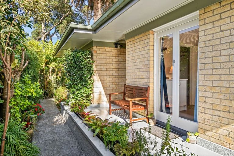 Photo of property in 2a Sherwood Road, Onerahi, Whangarei, 0110