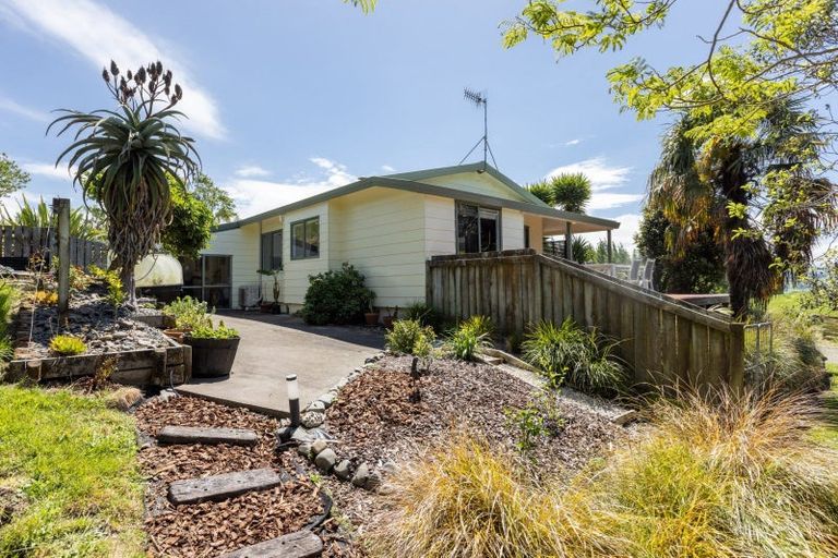 Photo of property in 606 Apley Road, Puketapu, Napier, 4184
