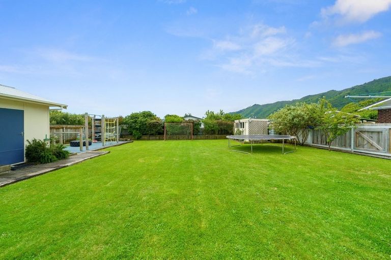 Photo of property in 21 Belvedere Avenue, Waikanae, 5036